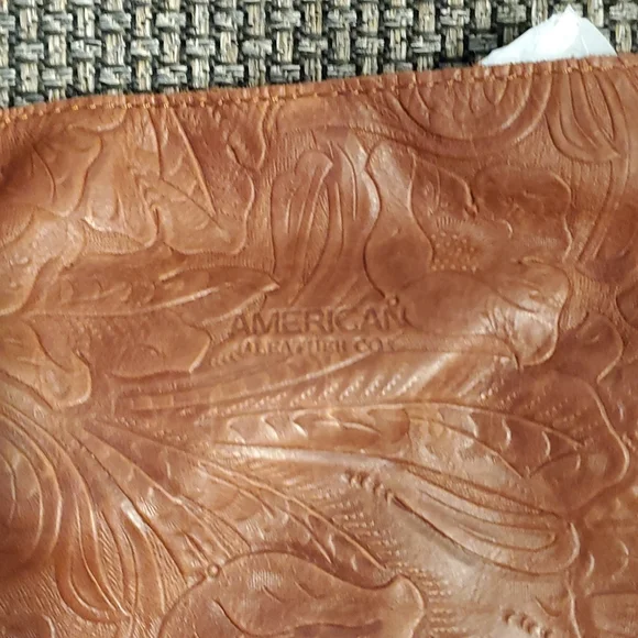 American Leather Co Shoulder Bag - Picture 8 of 11